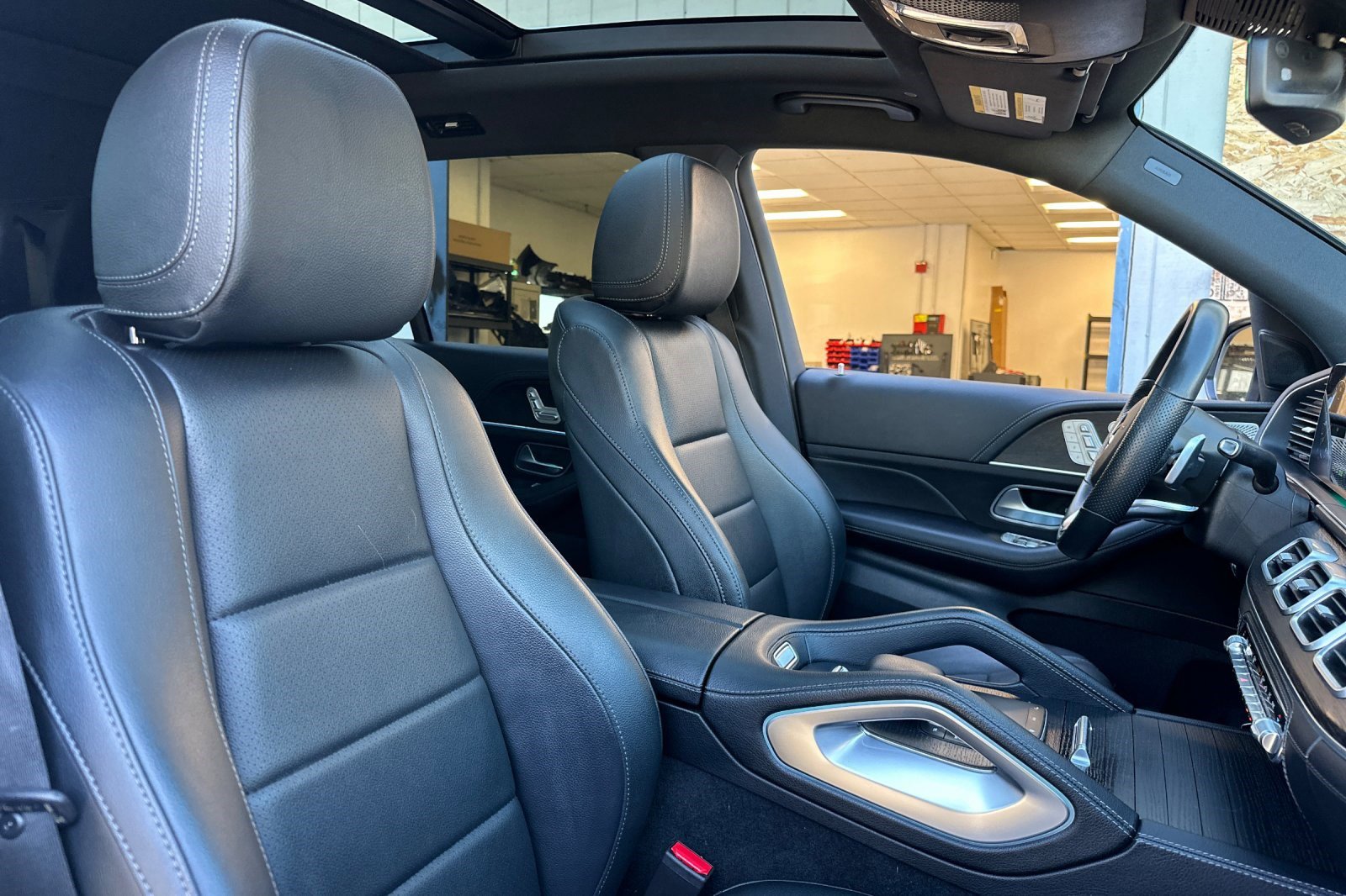 Used 2023 Mercedes-Benz GLS 450 450 image 32