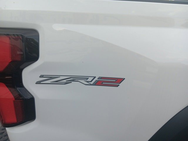New 2025 Chevrolet Colorado ZR2 w/ Technology Package image 12