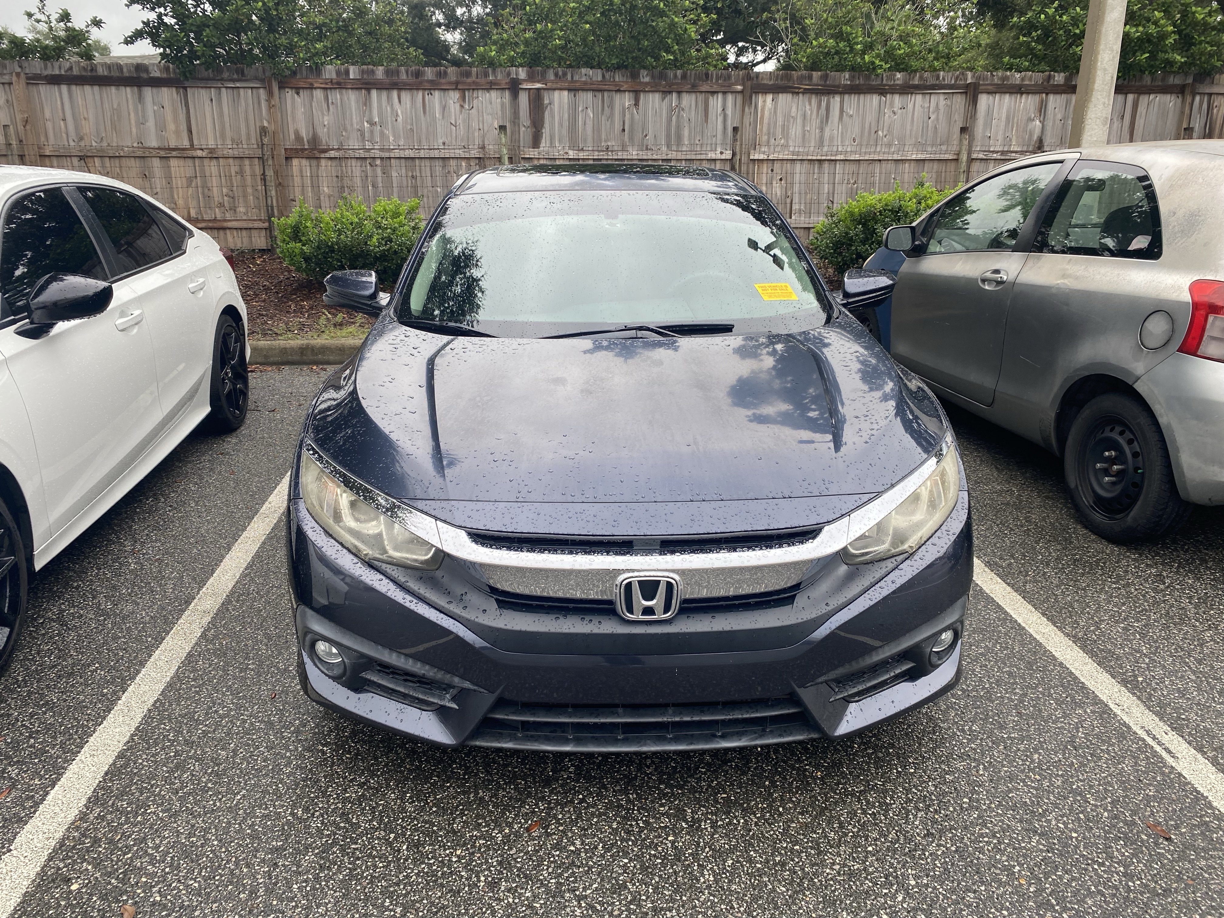 Used 2017 Honda Civic EX-T image 2