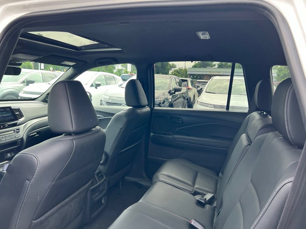 Used 2023 Honda Passport EX-L image 21