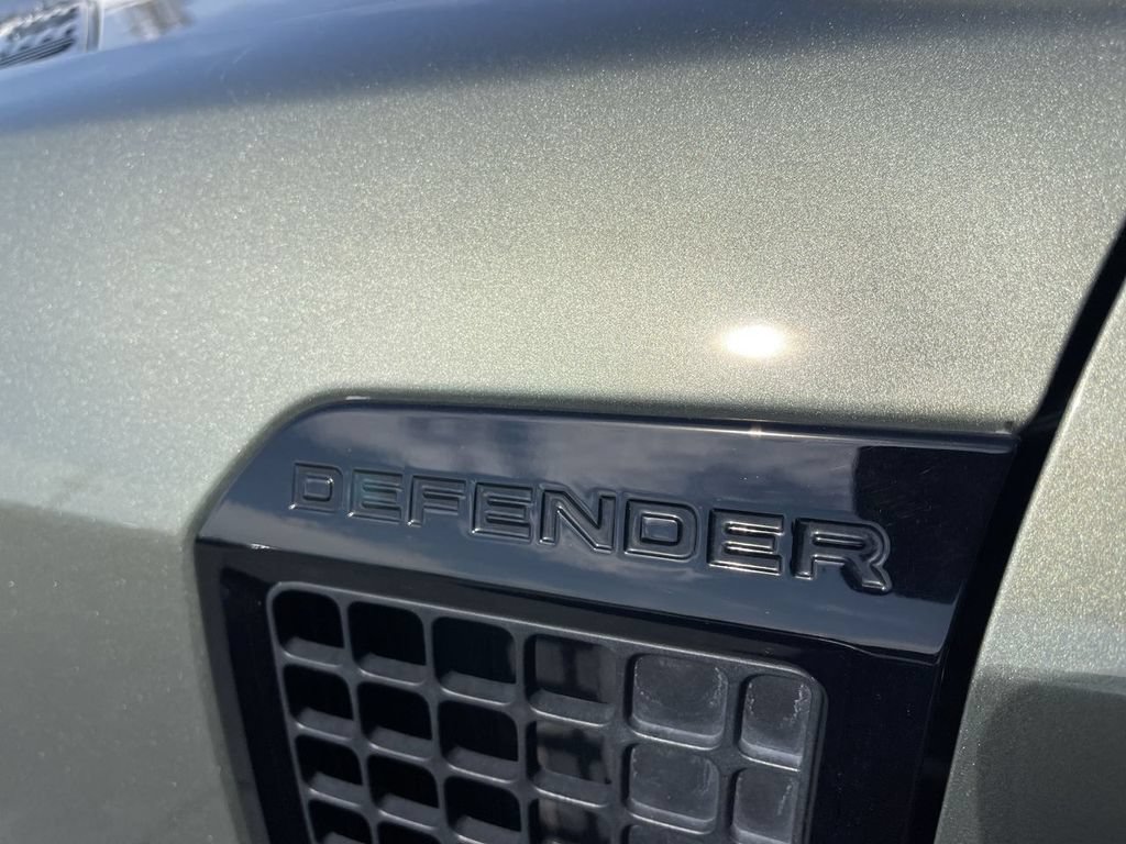 Used 2020 Land Rover Defender 110 AWD/4WD image 3
