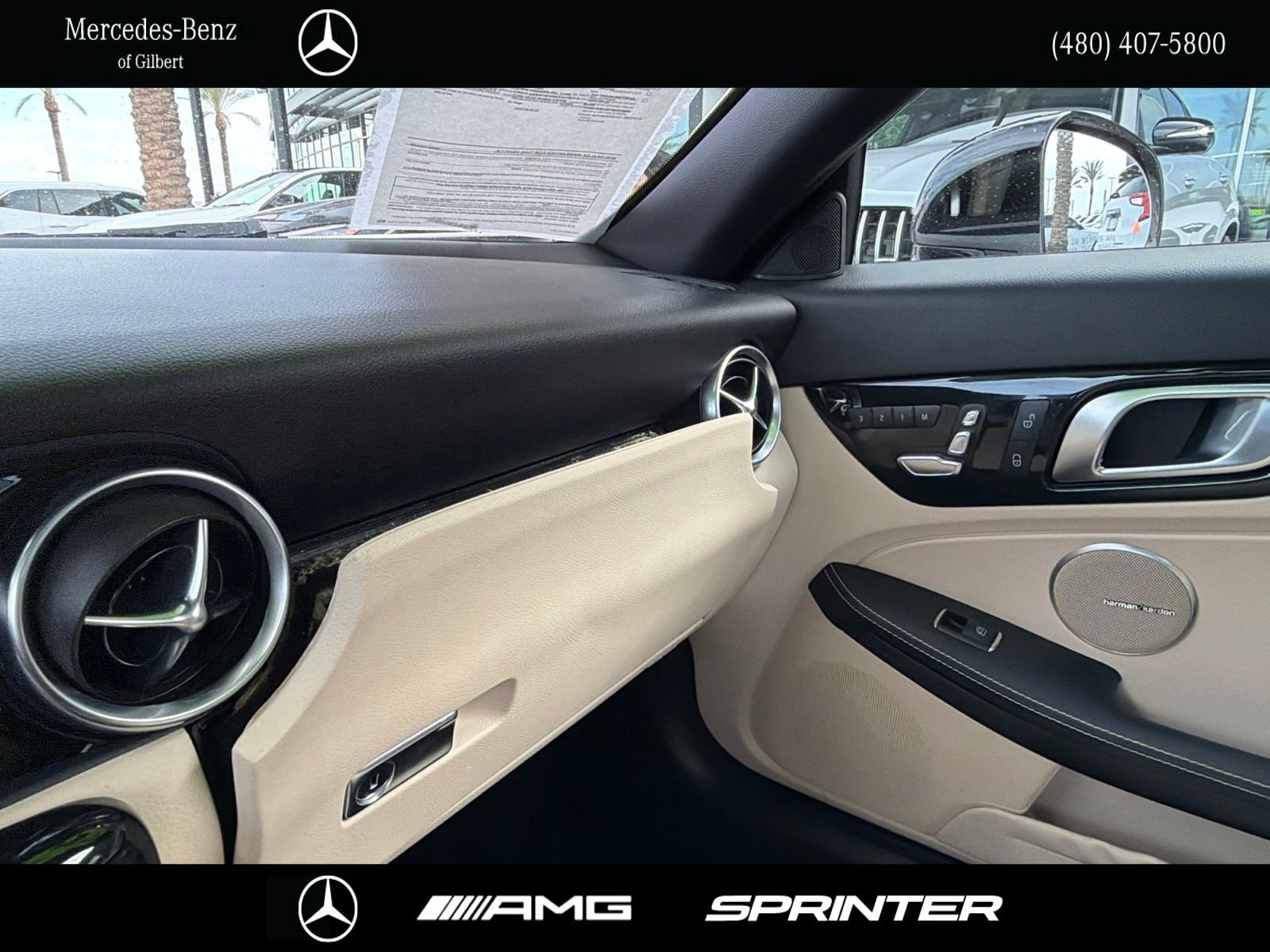 Used 2019 Mercedes-Benz SLC 300 image 29