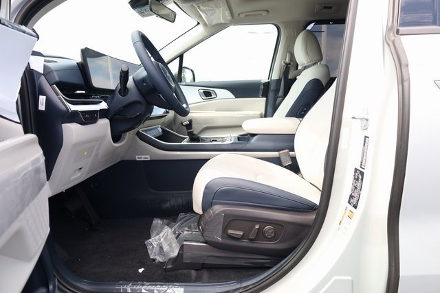 New 2026 Kia Carnival SX image 11