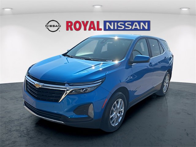 Used 2024 Chevrolet Equinox LT image 3