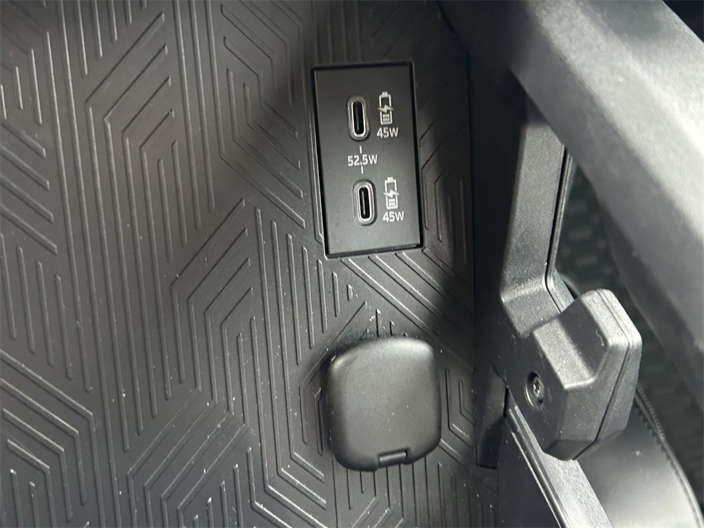 Used 2025 Toyota Tacoma TRD Sport image 31