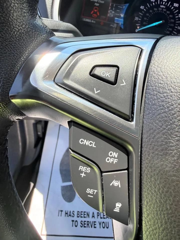 Used 2020 Ford Edge SEL AWD/4WD image 19