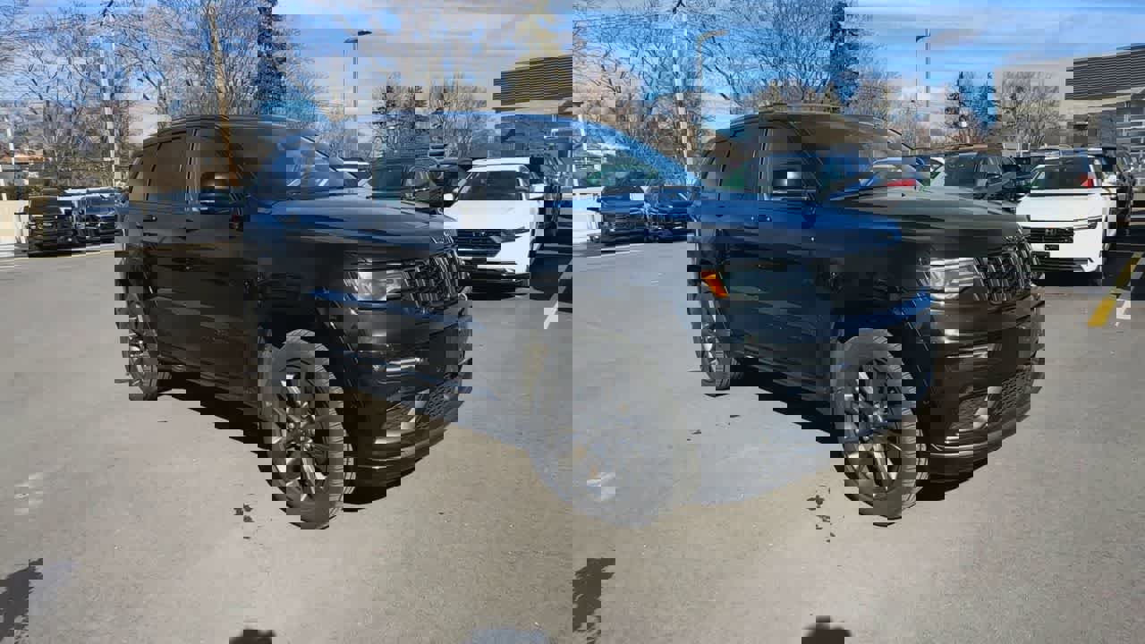 Used 2019 Jeep Grand Cherokee High Altitude image 2