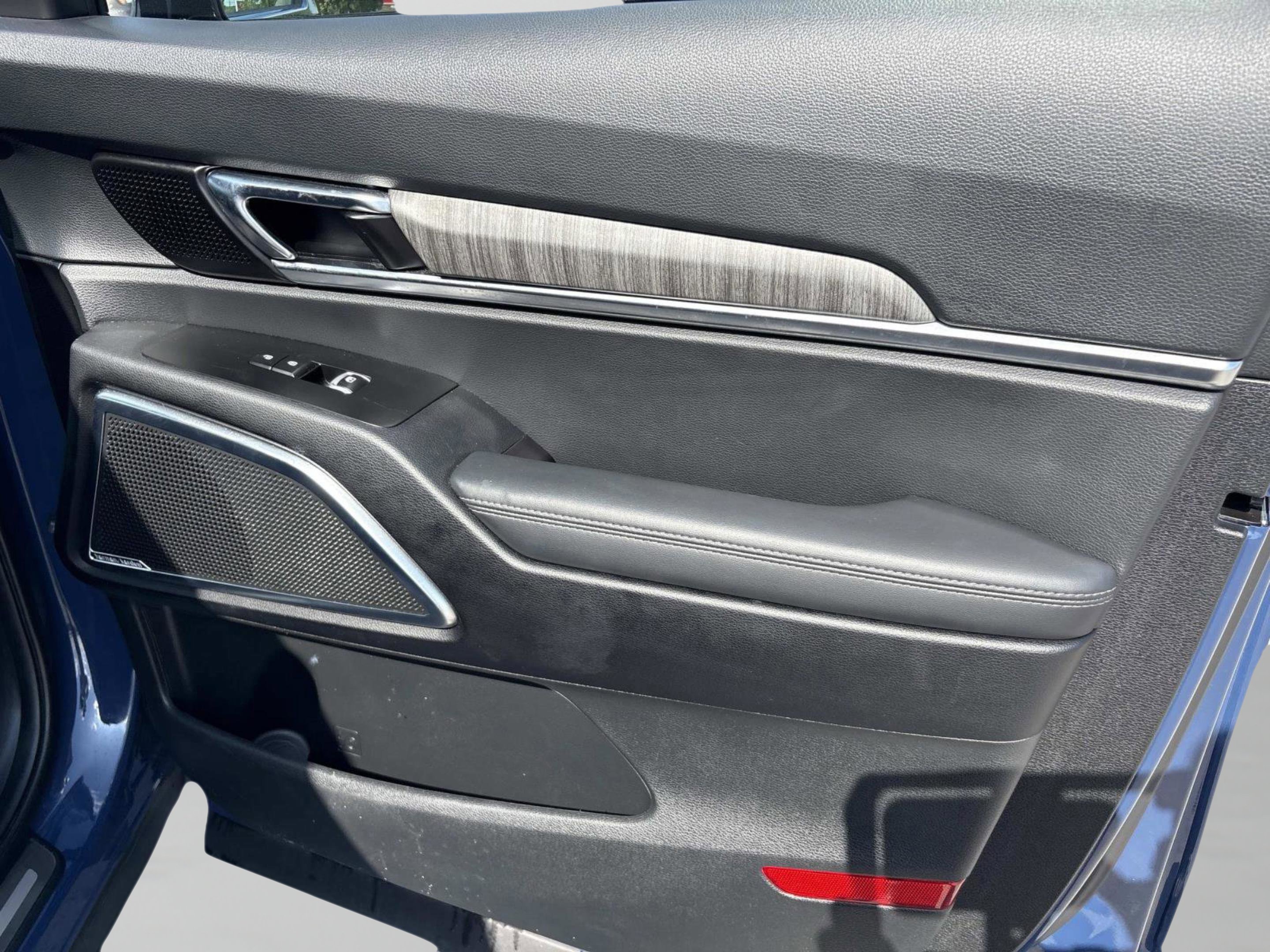 Used 2024 Kia Telluride SX Prestige image 35