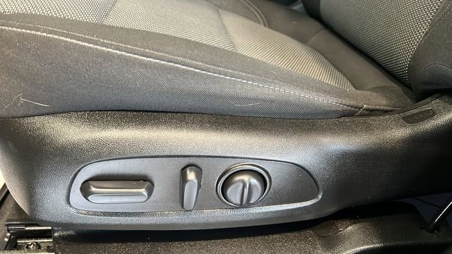 Used 2023 Chevrolet Traverse LT w/ LPO, Floor Liner Package image 44