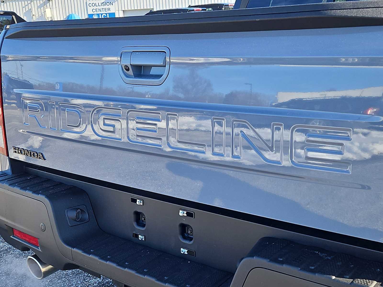 New 2026 Honda Ridgeline Black Edition image 5