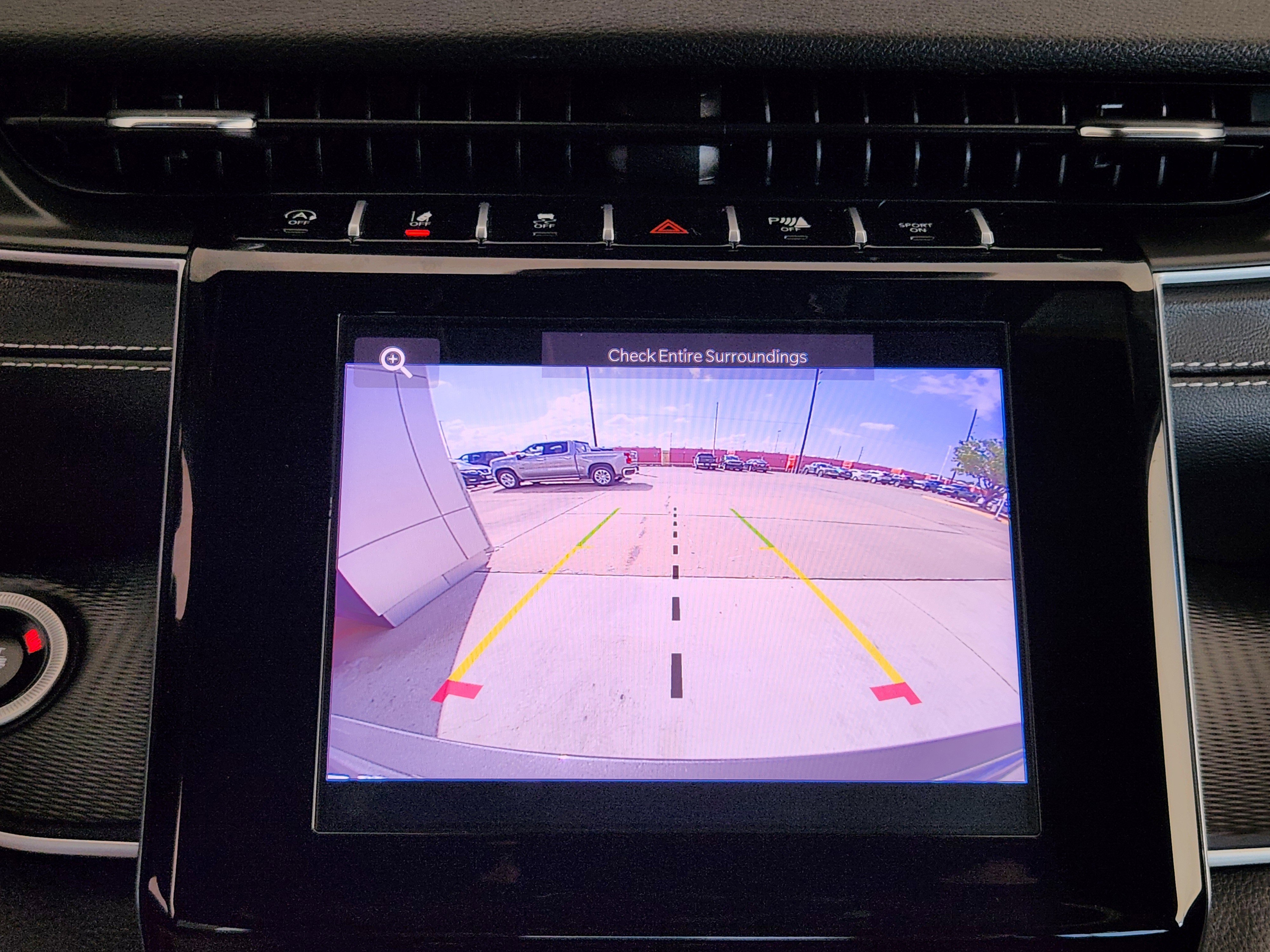 Used 2025 Jeep Grand Cherokee Laredo X image 18