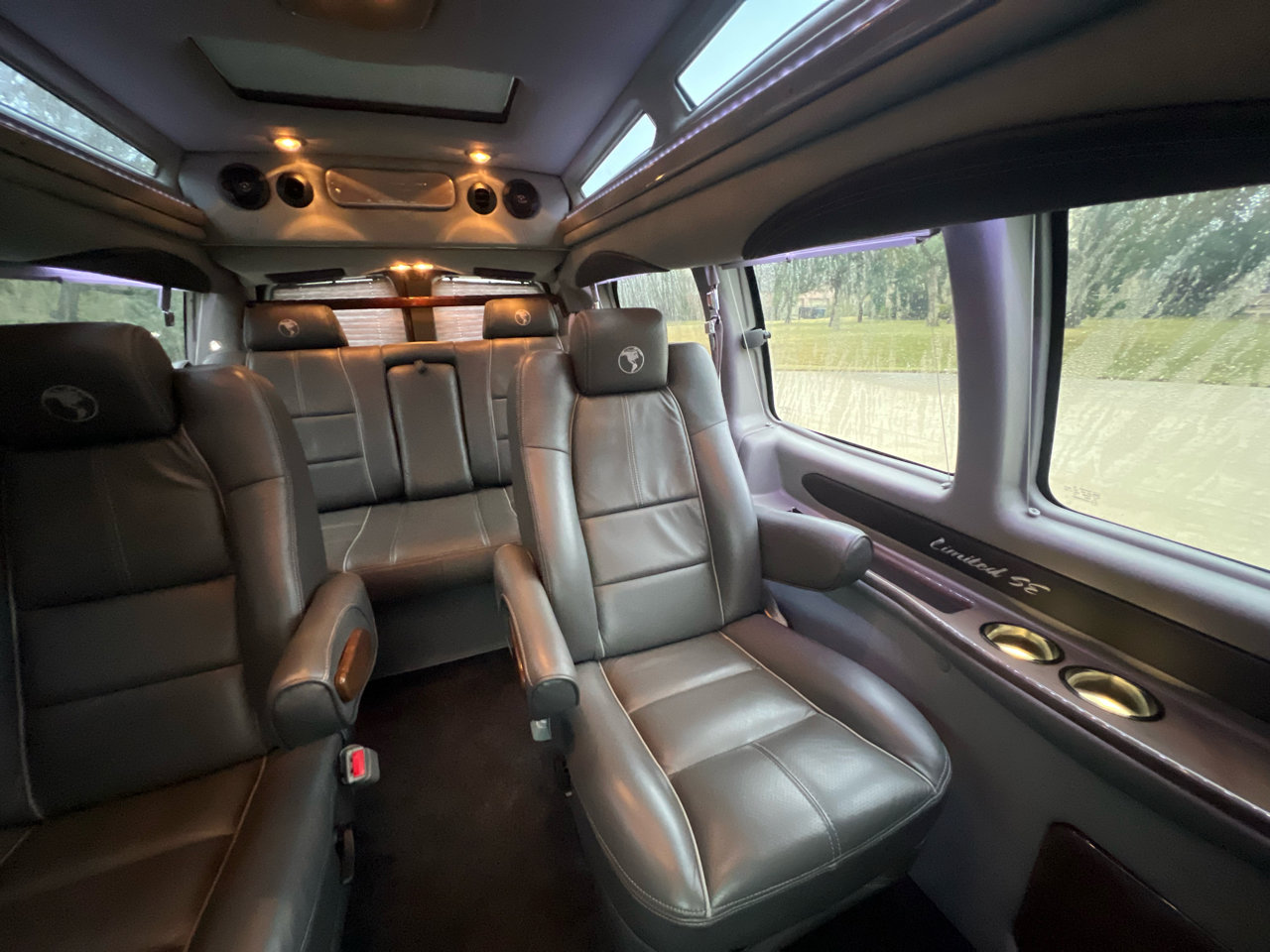 Used 2017 Chevrolet Express 2500 image 27