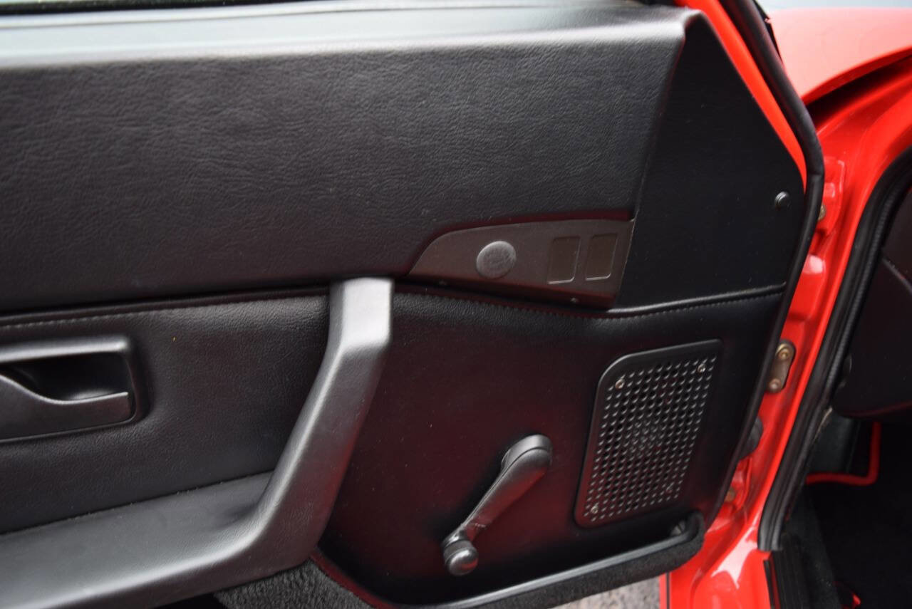 Used 1993 Porsche 968 image 47