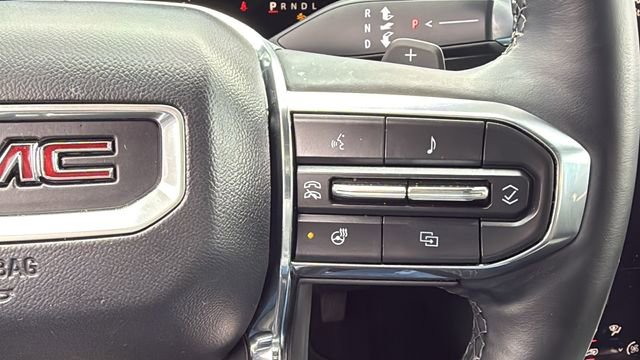 Used 2025 GMC Terrain Elevation AWD/4WD image 18