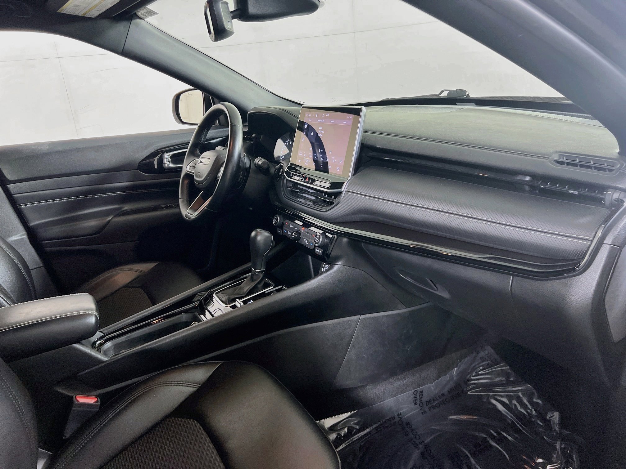 Used 2022 Jeep Compass Altitude w/ Convenience Group image 27