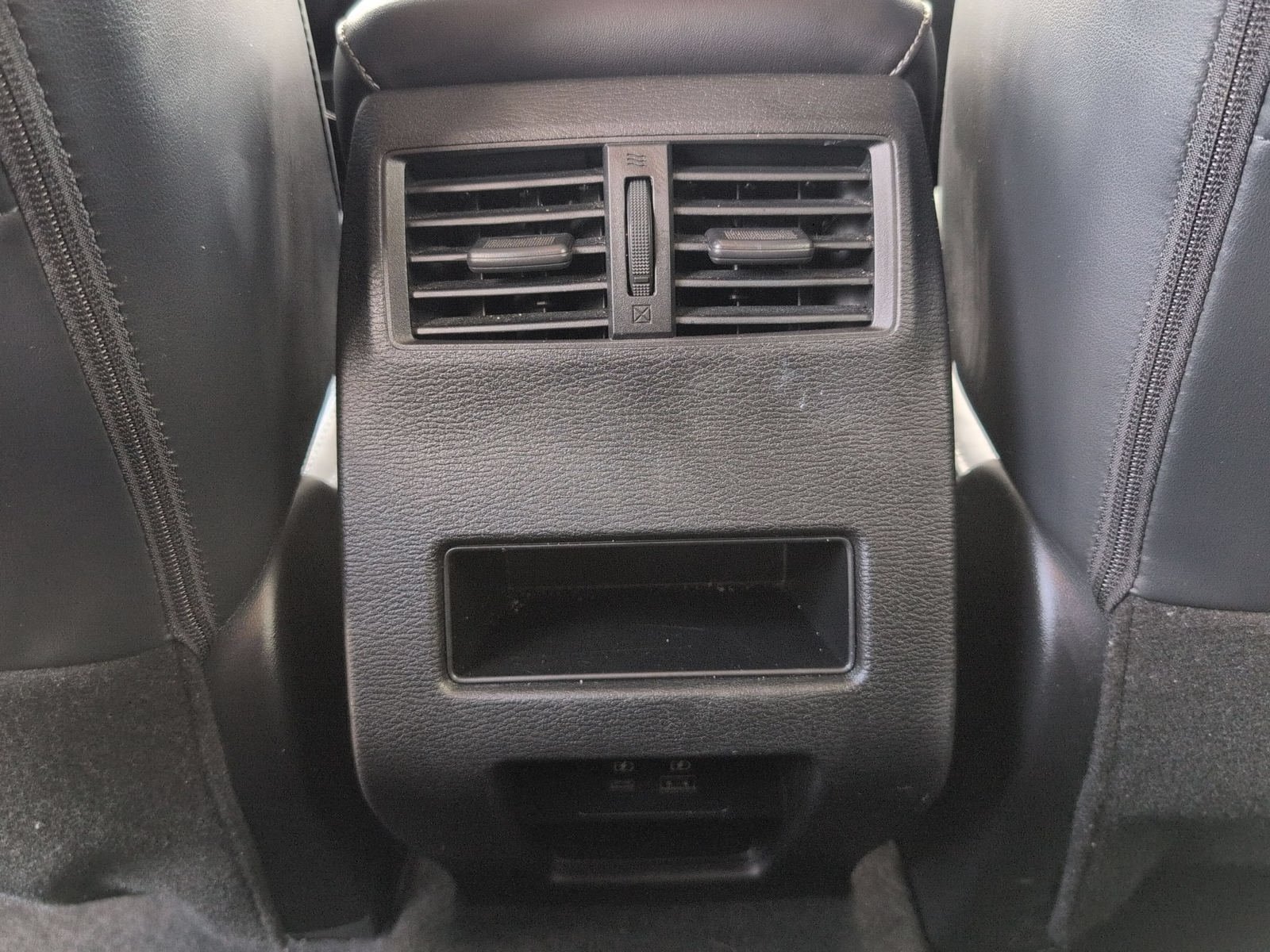 Used 2024 Mitsubishi Outlander SE AWD/4WD image 25