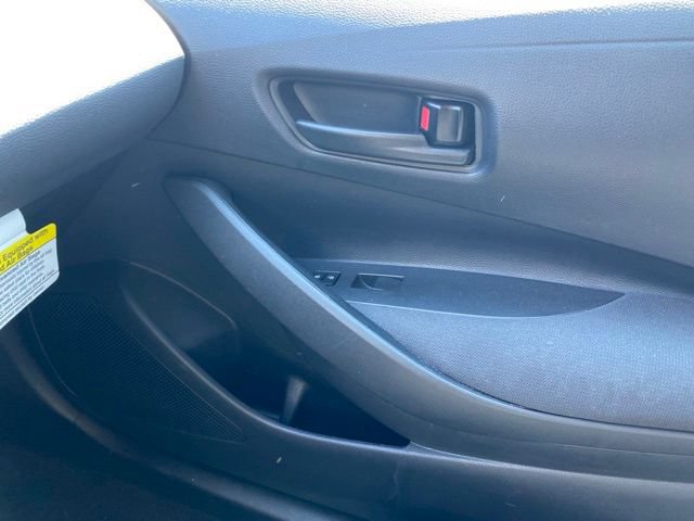 Used 2025 Toyota Corolla LE FWD image 23