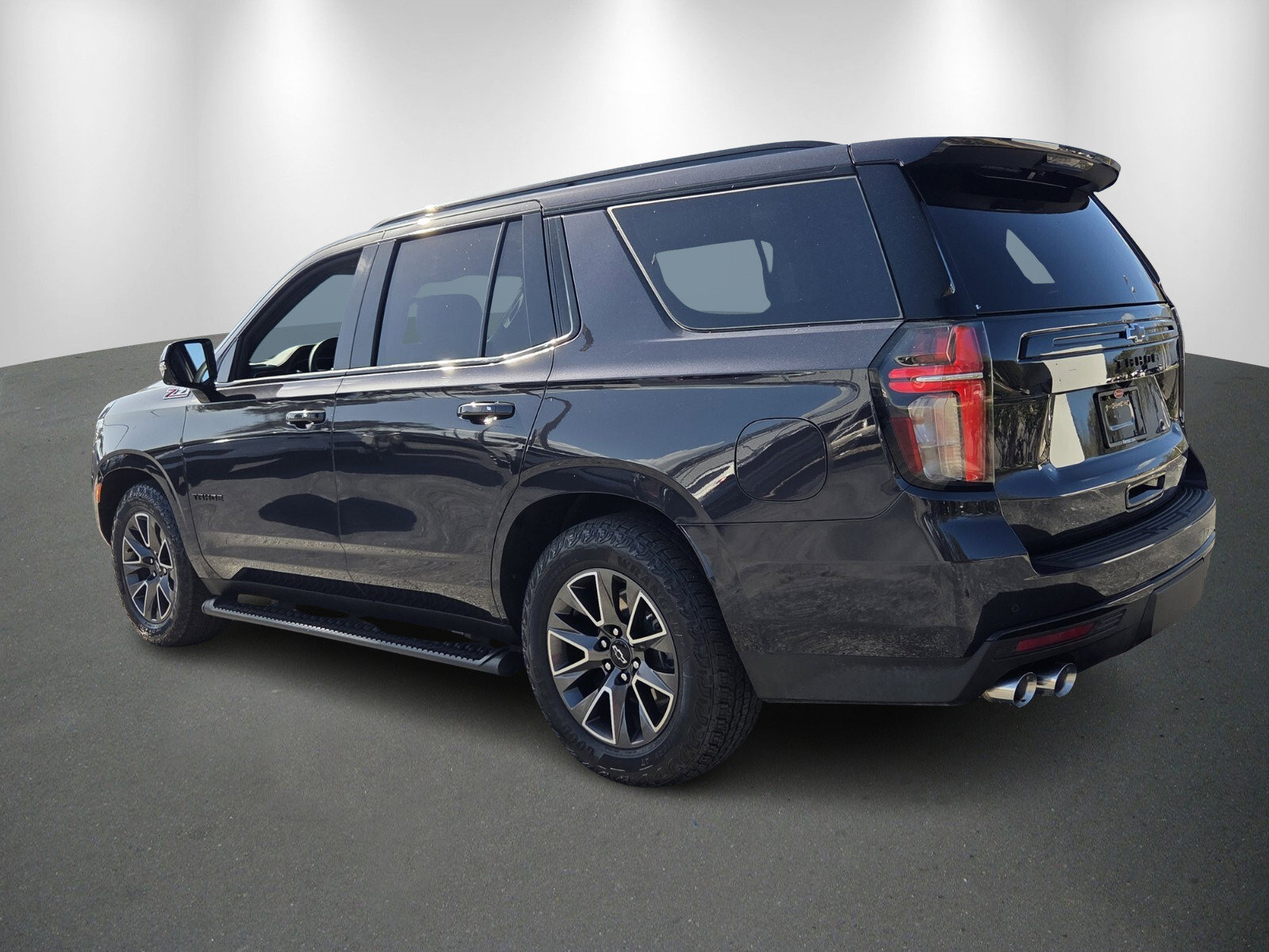 Used 2023 Chevrolet Tahoe Z71 w/ Off-Road Capability Package image 5