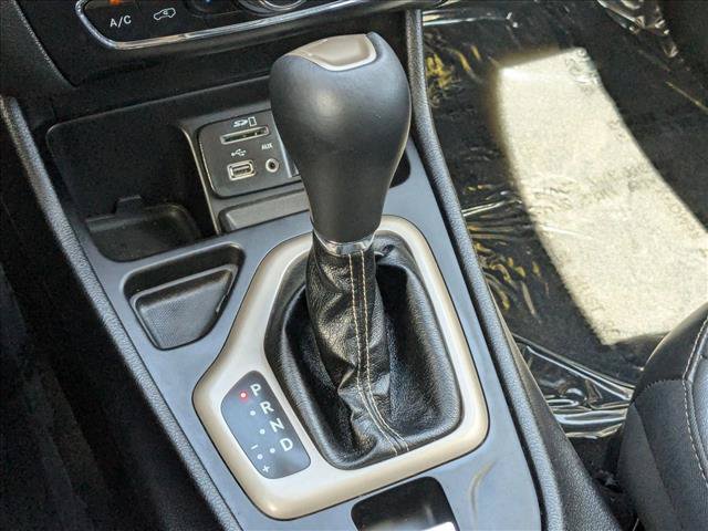 Used 2018 Jeep Cherokee Limited w/ High Altitude Package FWD image 12