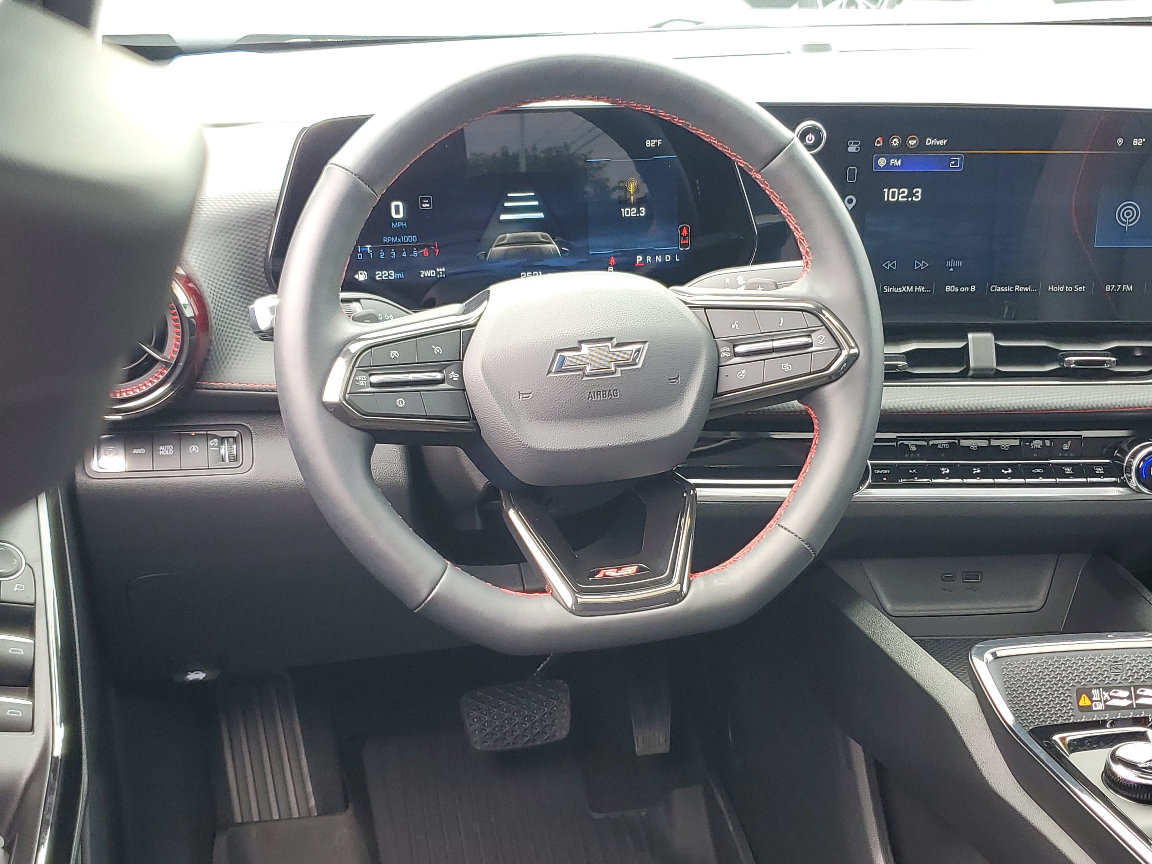 Used 2026 Chevrolet Equinox RS w/ LPO, Floor Liner Package AWD/4WD image 12