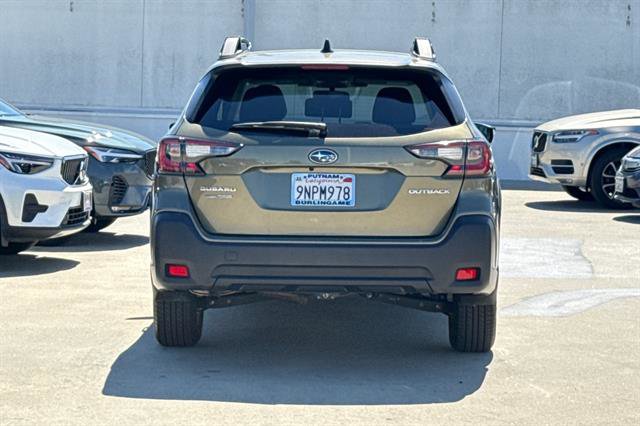 Used 2024 Subaru Outback Premium AWD/4WD image 4