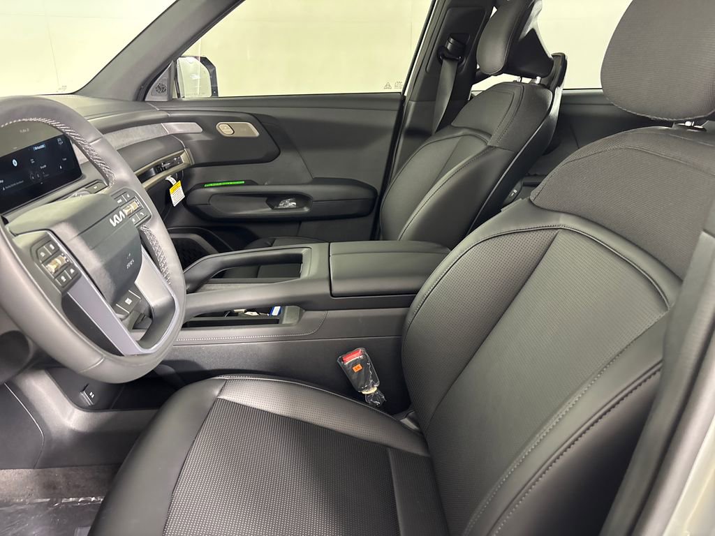 New 2027 Kia Telluride S image 8