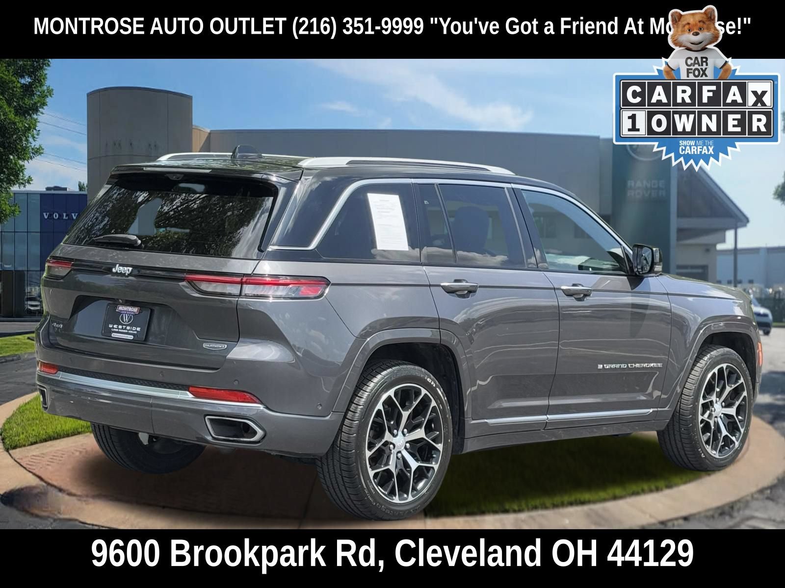Used 2022 Jeep Grand Cherokee Summit AWD/4WD image 4