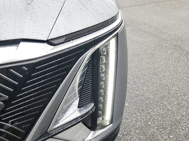 Certified 2024 Cadillac Lyriq Luxury image 9