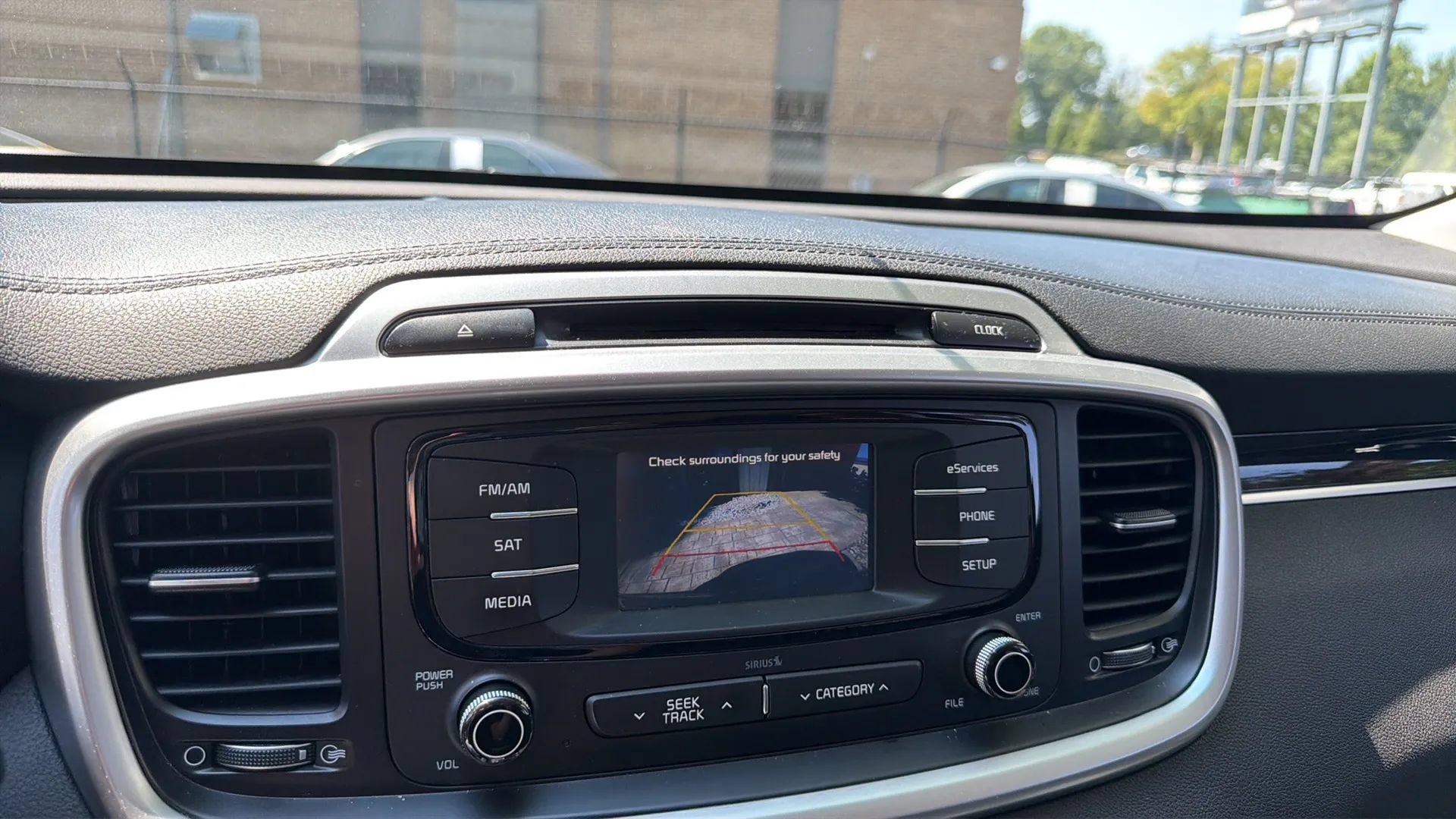 Used 2016 Kia Sorento AWD w/ LX Convenience Package image 23