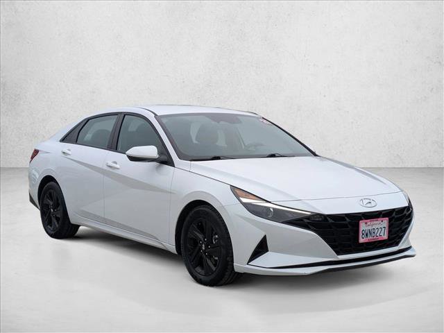 Certified 2021 Hyundai Elantra SEL FWD image 3