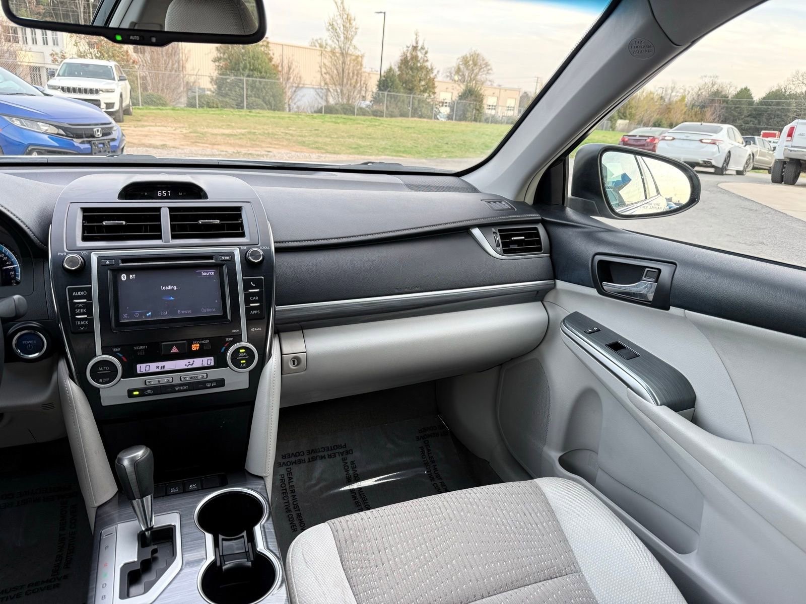 Used 2013 Toyota Camry XLE w/ Convenience Pkg image 26