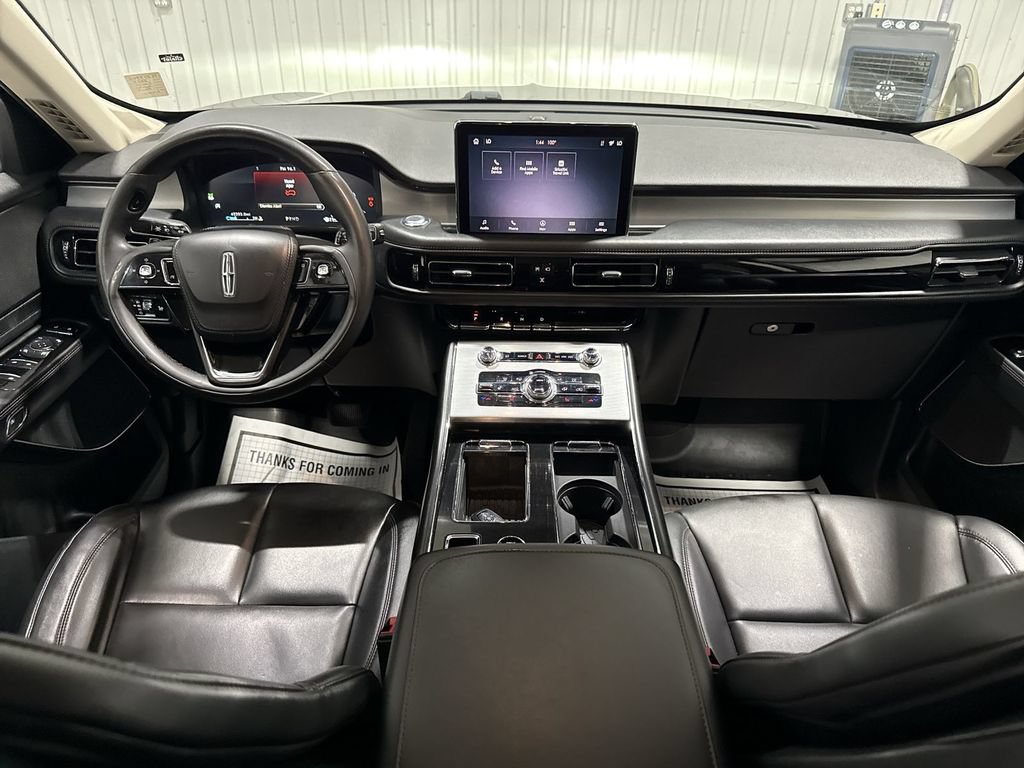 Used 2023 Lincoln Aviator AWD image 21