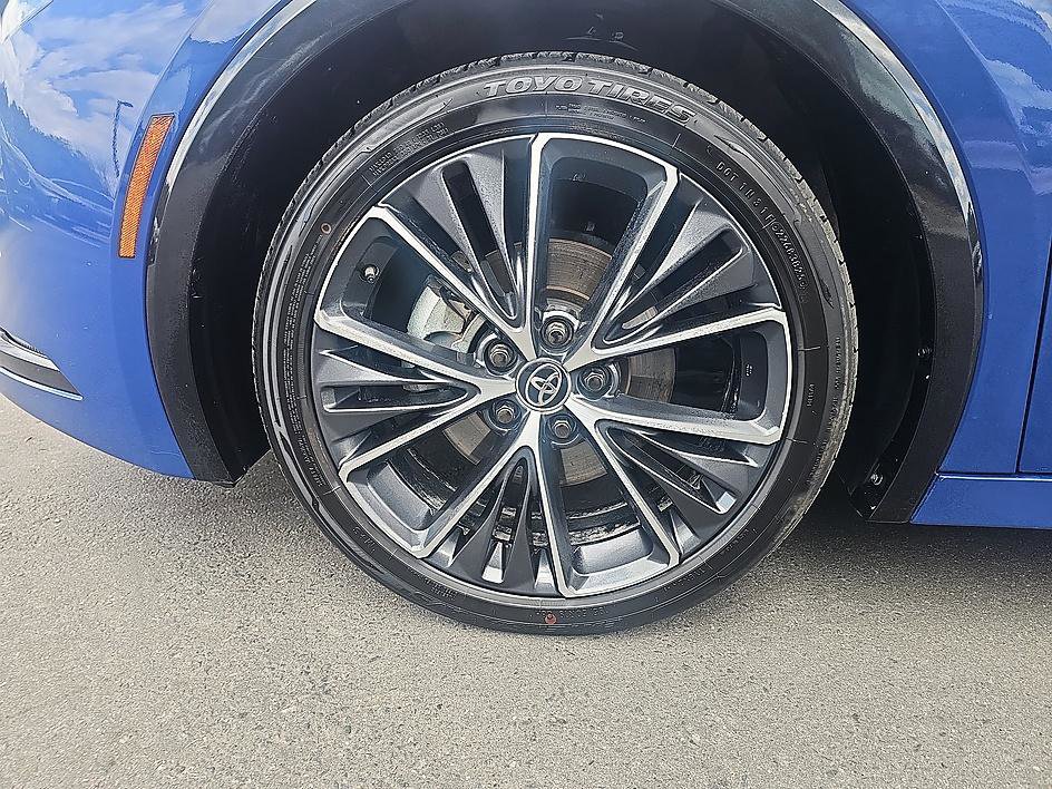 Used 2024 Toyota Prius XLE image 10