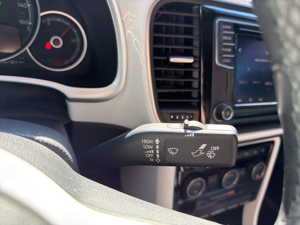 Used 2019 Volkswagen Beetle 2.0T SE image 15