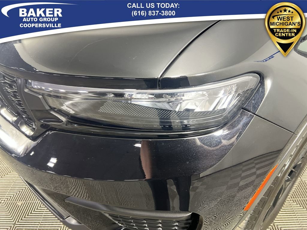 Used 2025 Jeep Grand Cherokee Altitude image 35