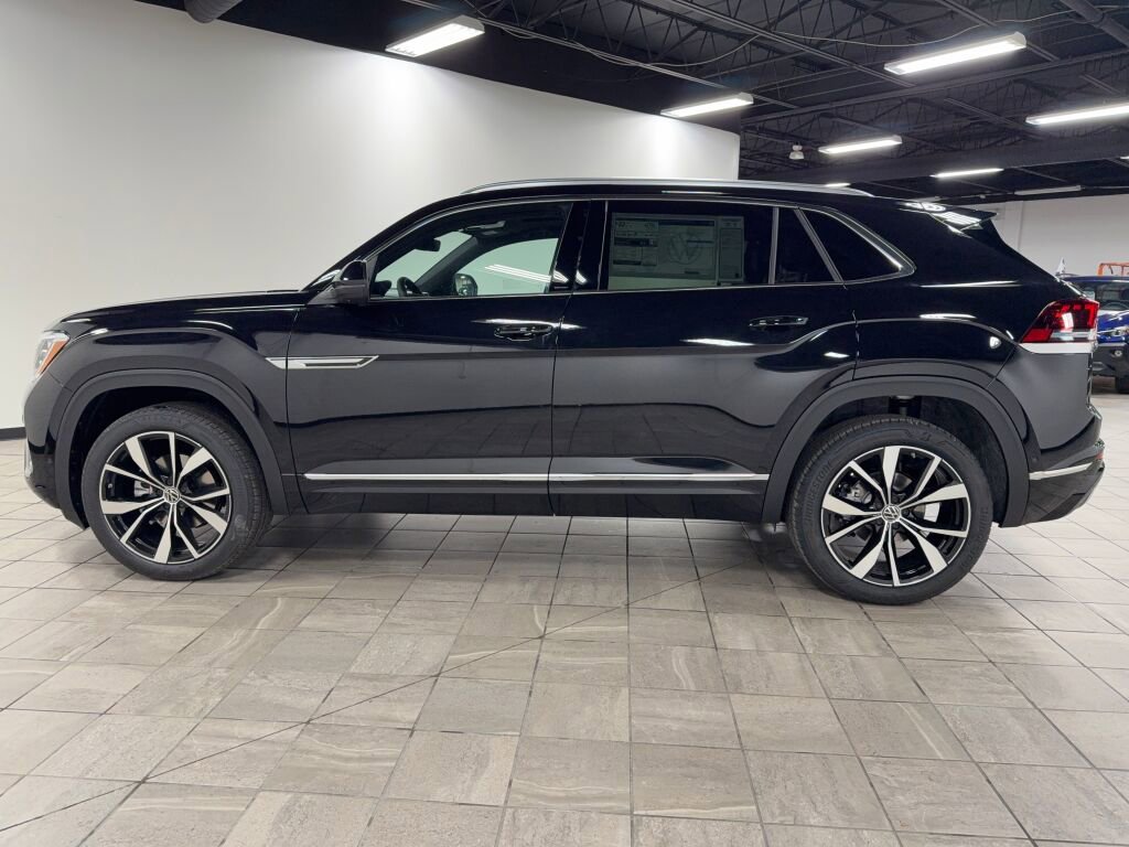 New 2026 Volkswagen Atlas Cross Sport SEL Premium R-Line image 4