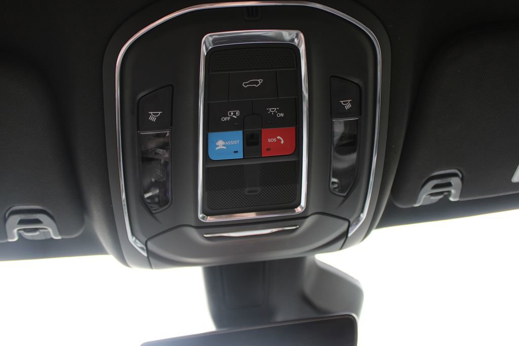 Used 2024 Jeep Wagoneer Series II image 60