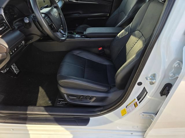 Used 2025 Toyota Camry XSE AWD/4WD image 19