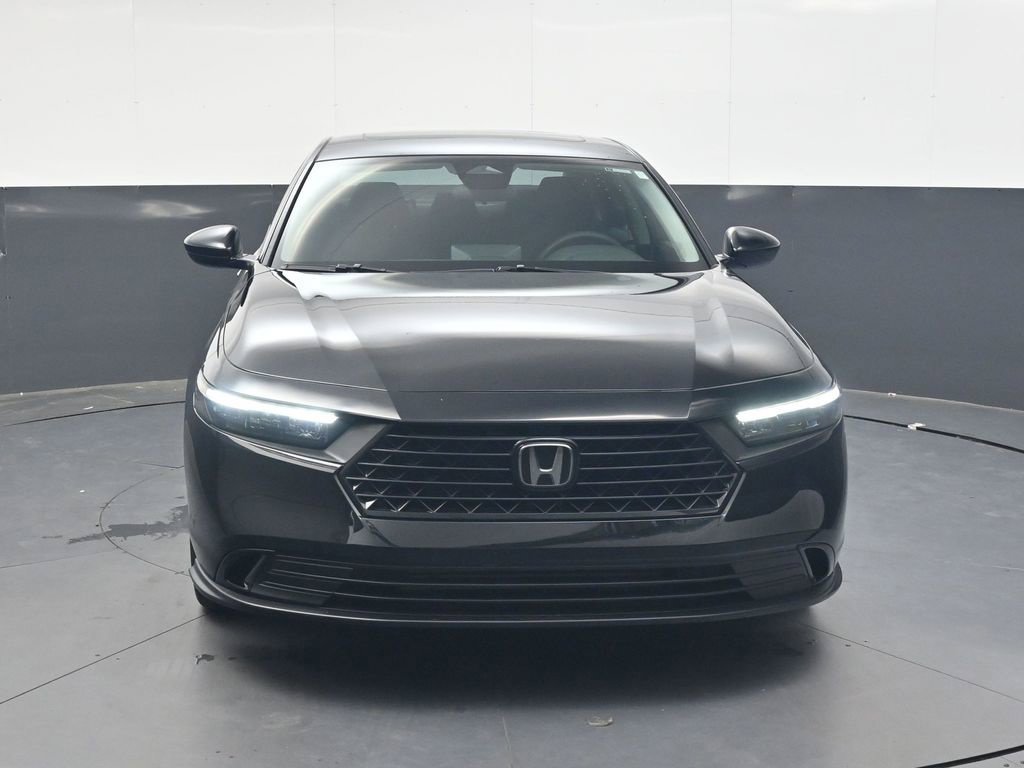 Certified 2025 Honda Accord SE image 9