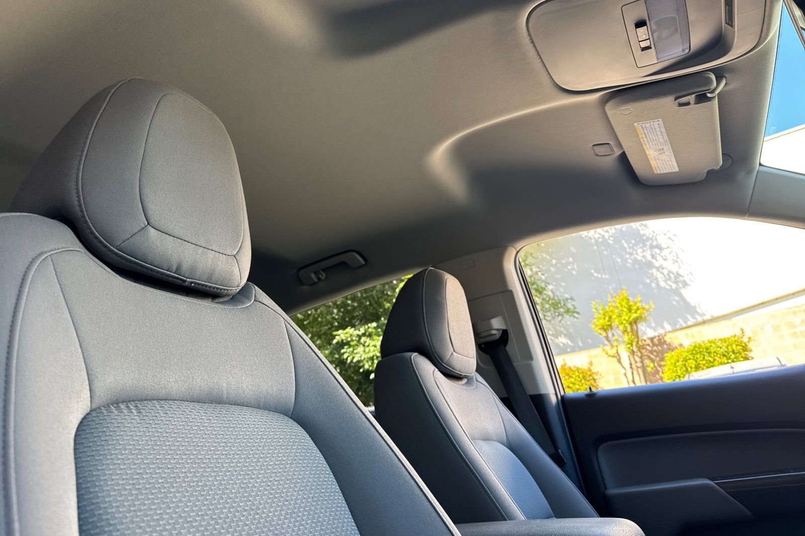 Used 2022 Chevrolet Colorado W/T w/ Custom Special Edition image 20