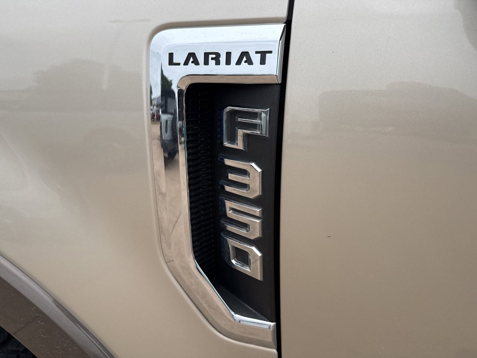 Used 2017 Ford F350 Lariat w/ Lariat Value Package AWD/4WD image 13