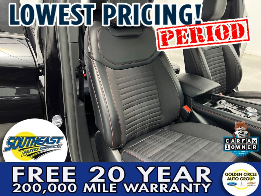 Used 2025 Ford Explorer ST-Line w/ ST-Line Street Pack AWD/4WD image 24