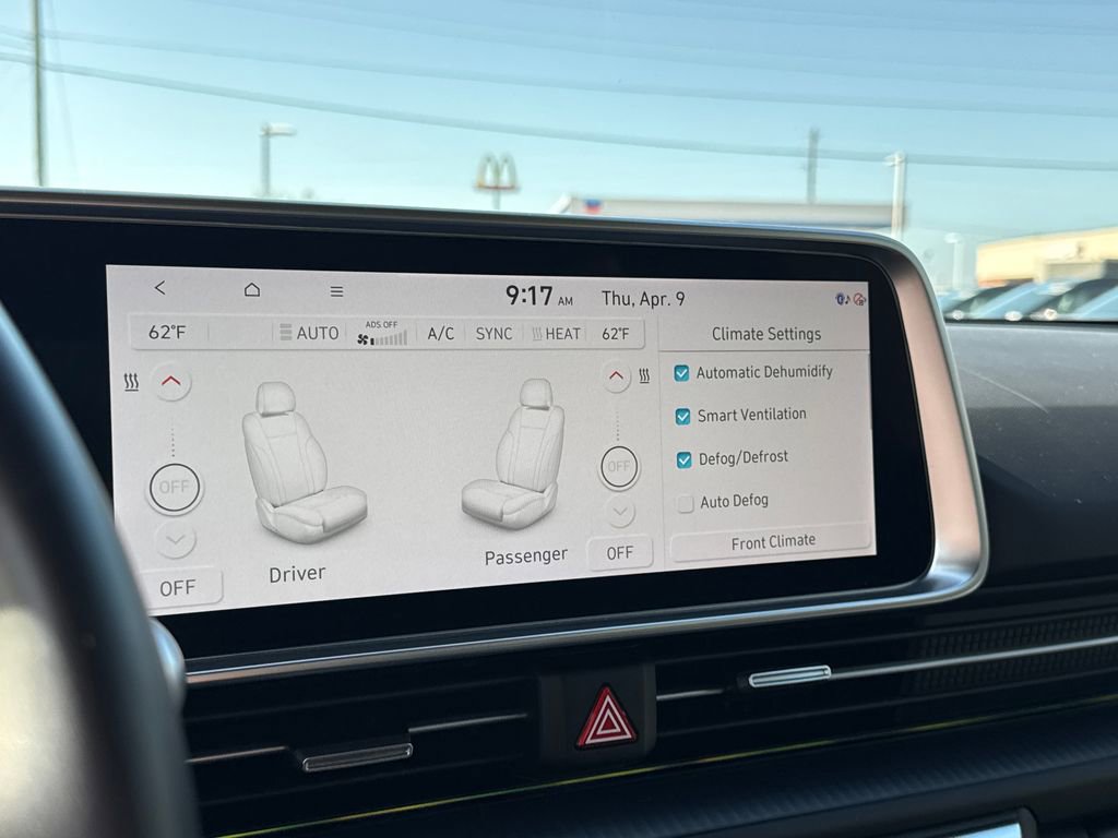 Used 2025 Hyundai Ioniq 6 SEL RWD image 31