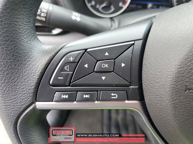 Used 2025 Nissan Sentra SV image 21