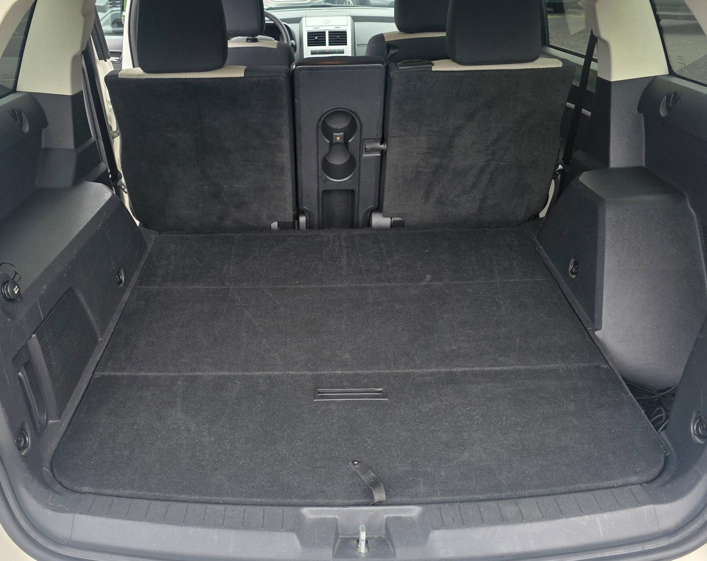 Used 2009 Dodge Journey SXT image 10