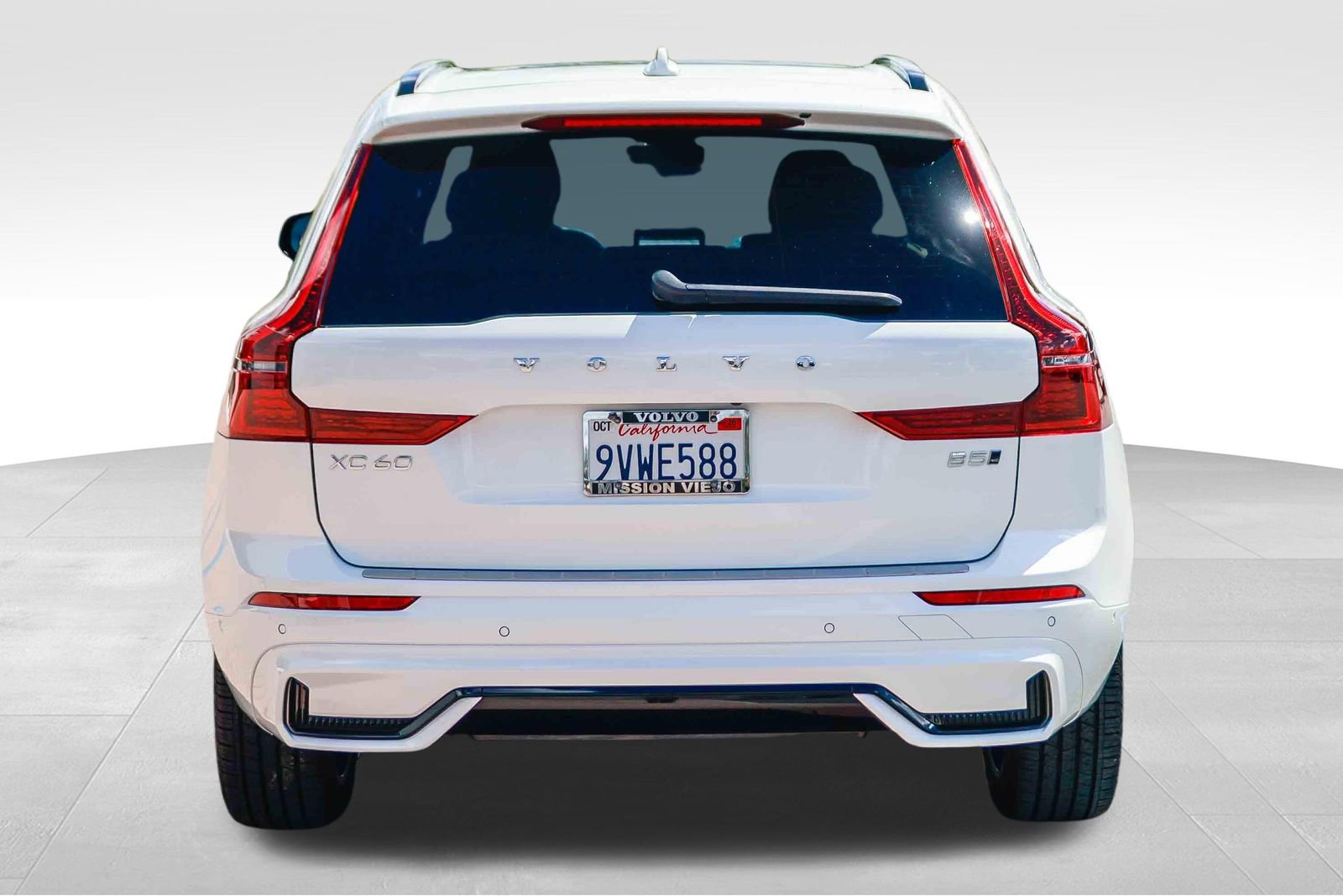 Used 2026 Volvo XC60 B5 Plus w/ Protection Package Premier image 7