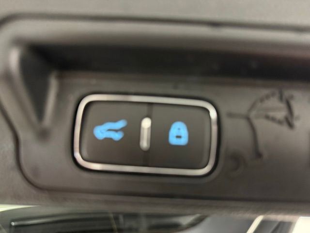 Used 2023 Ford Explorer Platinum w/ Technology Package image 10