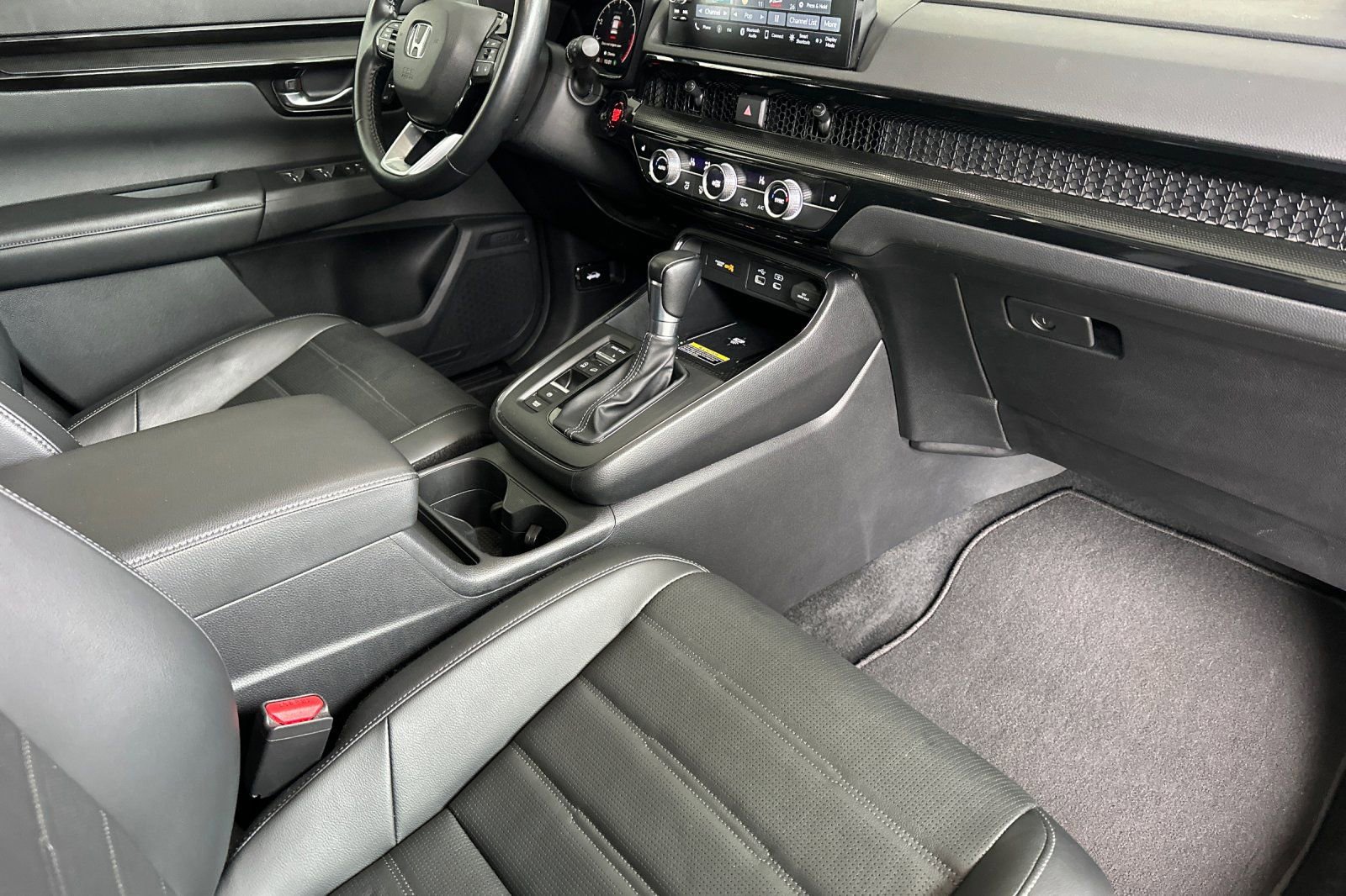Used 2025 Honda CR-V EX-L image 16