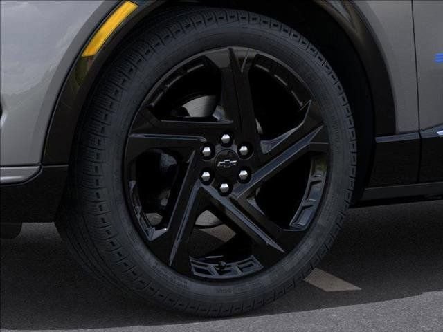 New 2026 Chevrolet Equinox EV RS FWD image 9