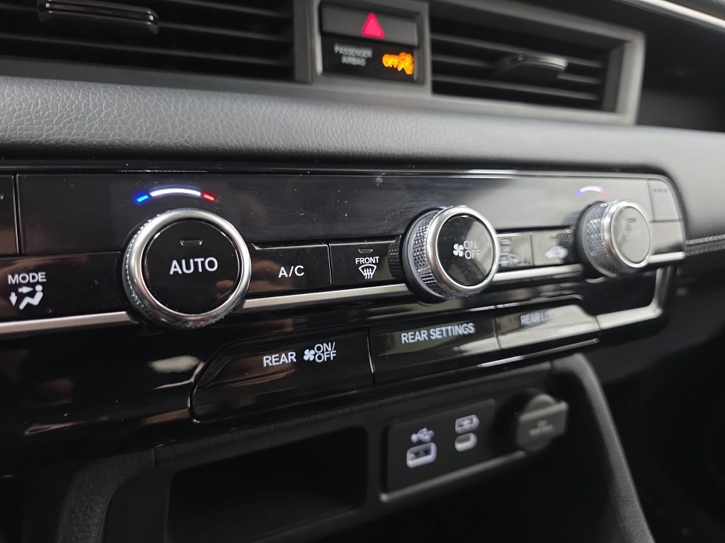Used 2023 Honda Pilot Touring image 19